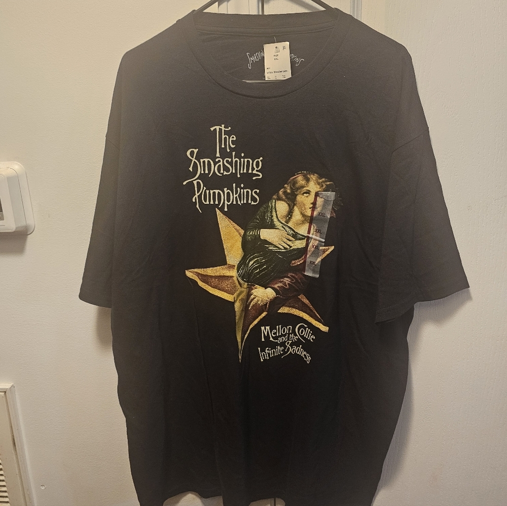The Smashing Pumpkins Black Graphic T-Shir BRAND NEW